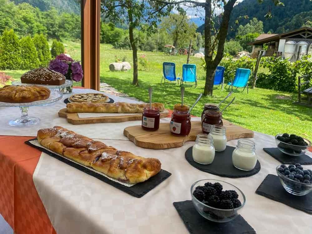 Agriturismo Fattoria Dalcastagne Torcegno Buitenkant foto