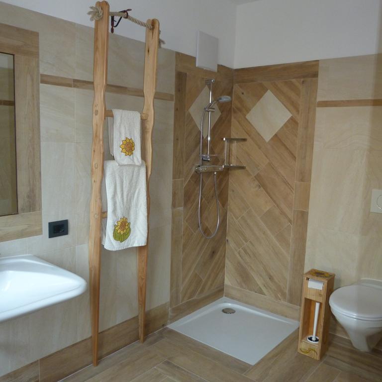 Agriturismo Fattoria Dalcastagne Torcegno Kamer foto